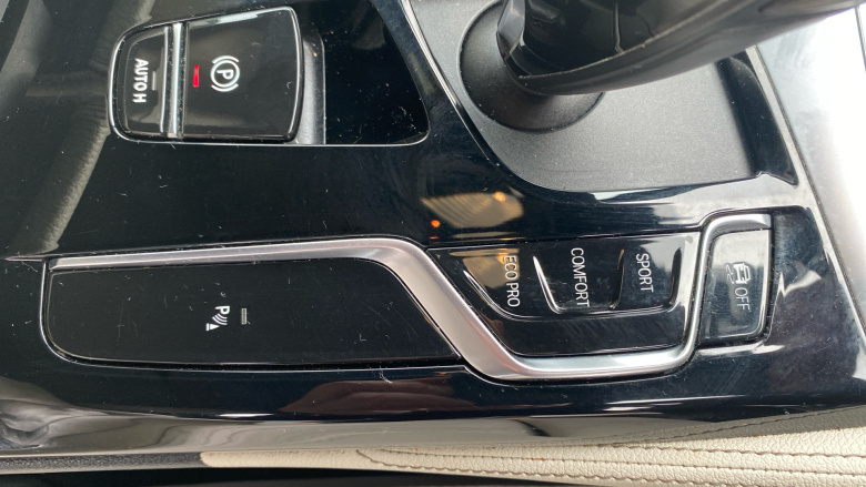 BMW 5 Series 520d MHT M Sport 4dr Step Auto Diesel Saloon